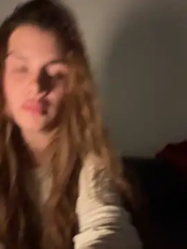 EmiliaCatalina online show from 23, 3, 2026