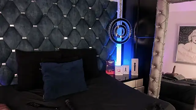 laura bassi online show from 2, 10, 2025