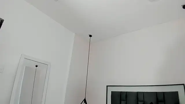 victoria cooper3 online show from 1, 12, 2025