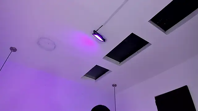 victoria cooper3 online show from 9, 1, 2026