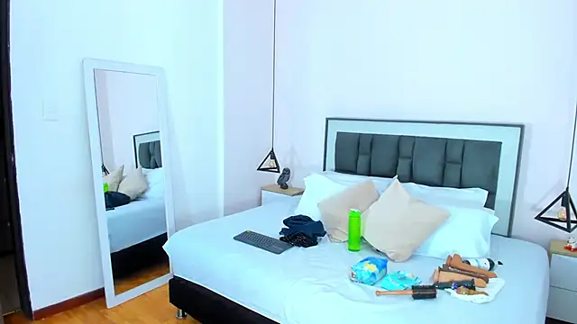 victoria cooper3 online show from 14, 11, 2025