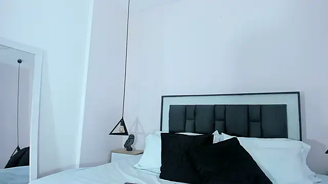 victoria cooper3 online show from 23, 11, 2025