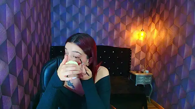 LiaHarryis online show from 20, 10, 2025