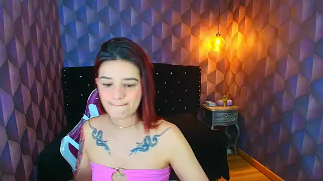 LiaHarryis online show from 10, 11, 2025