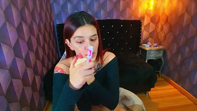 LiaHarryis online show from 14, 11, 2025