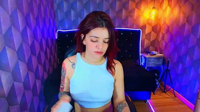 LiaHarryis online show from 12, 9, 2025