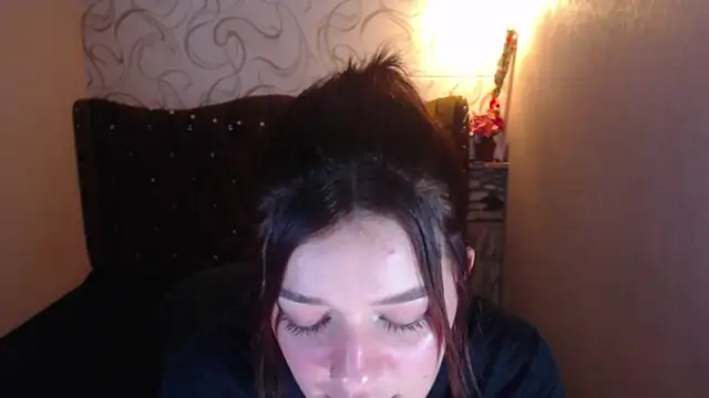 LiaHarryis online show from 15, 3, 2025