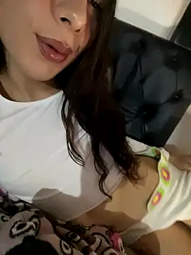 NICOLSKINNY1 online show from 23, 9, 2025