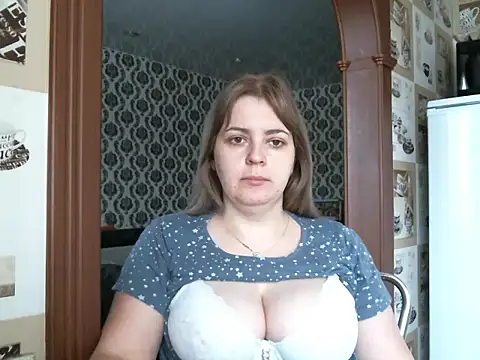 Lady nice cat online show from 6, 11, 2025