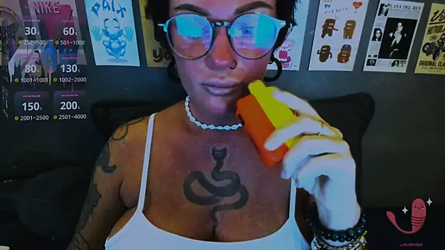 EllieOz online show from 18, 5, 2026
