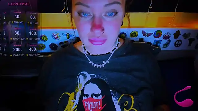 EllieOz online show from 17, 3, 2025