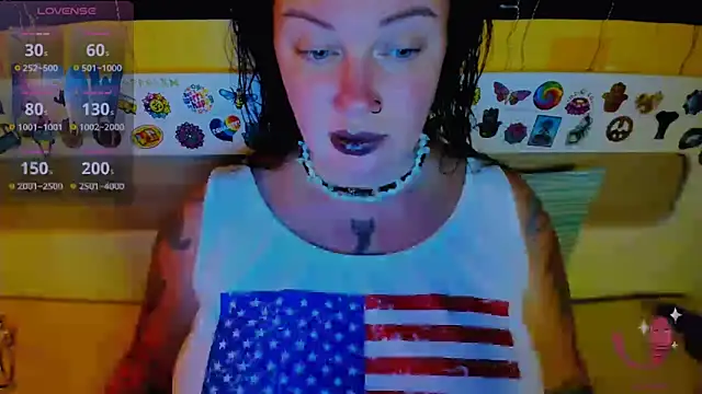 EllieOz online show from 9, 9, 2025