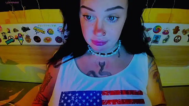 EllieOz online show from 4, 11, 2025