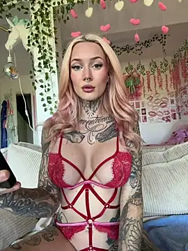 Snapshot of Stella-Kink chatting on 29, 4, 2026 Stella-Kink online show from 29, 4, 2026