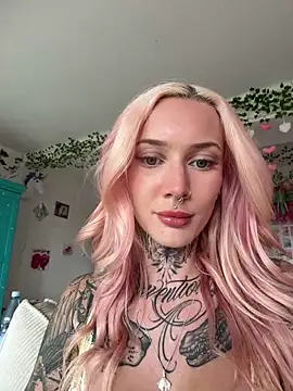 Snapshot of Stella-Kink chatting on 11, 6, 2026 Stella-Kink online show from 11, 6, 2026