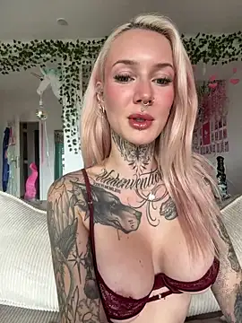 Snapshot of Stella-Kink chatting on 16, 6, 2026 Stella-Kink online show from 16, 6, 2026