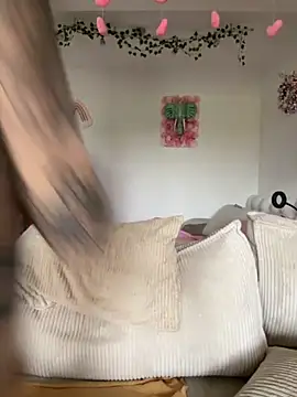 Stella-Kink online show from 10, 10, 2025