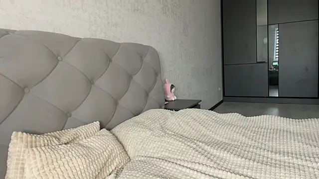 GracefulCharm online show from 23, 3, 2025