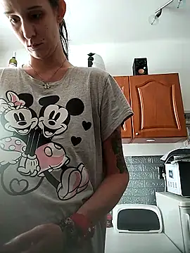 LauraBaby online show from 1, 10, 2025