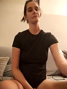 LauraBaby online show from 24, 10, 2025