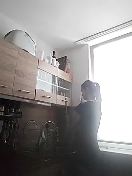 LauraBaby online show from 14, 1, 2026