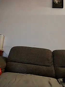 LauraBaby online show from 17, 12, 2025