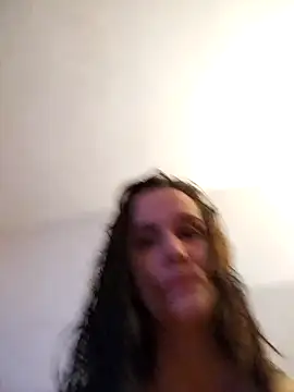 LauraBaby online show from 13, 12, 2025