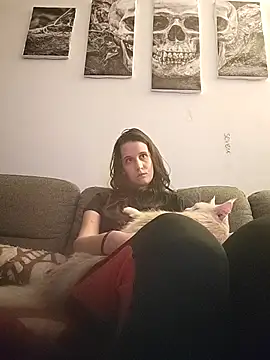 LauraBaby online show from 11, 4, 2026