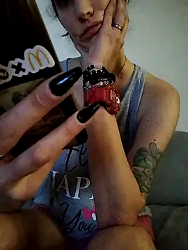 LauraBaby online show from 30, 11, 2025