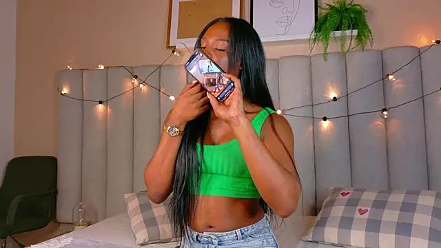 nahomi campbell online show from 17, 11, 2025