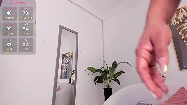 Amina hafsa online show from 26, 9, 2025