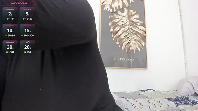 Amina hafsa online show from 13, 4, 2026