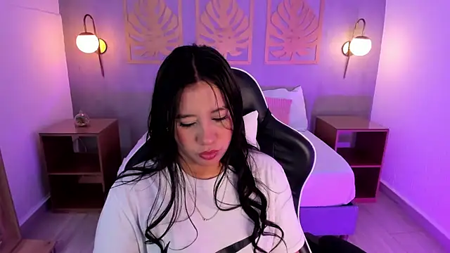 Snapshot of majo_rosse_ chatting on 15, 9, 2025 majo rosse online show from 15, 9, 2025