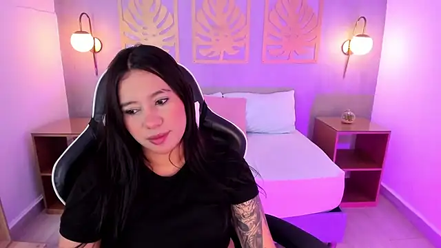 Snapshot of majo_rosse_ chatting on 12, 9, 2025 majo rosse online show from 12, 9, 2025