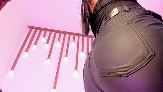 Snapshot of majo_rosse_ chatting on 21, 2, 2026 majo rosse online show from 21, 2, 2026