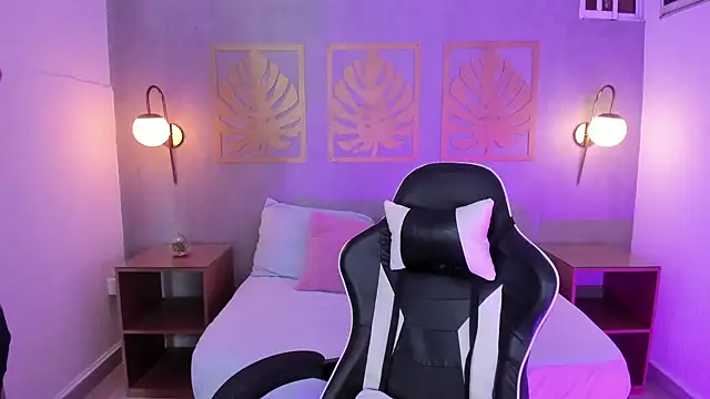 Snapshot of majo_rosse_ chatting on 19, 9, 2025 majo rosse online show from 19, 9, 2025