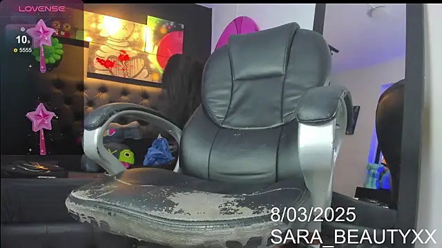 SARA BEAUTYXX online show from 8, 3, 2025
