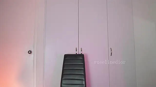 roselinedior online show from 6, 2, 2026