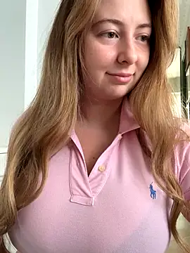 curvyflawless online show from 27, 10, 2025