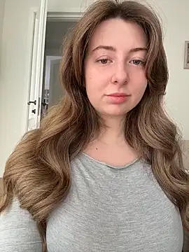 curvyflawless online show from 6, 3, 2026