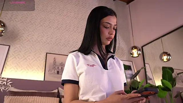 ElleDiane online show from 10, 1, 2026