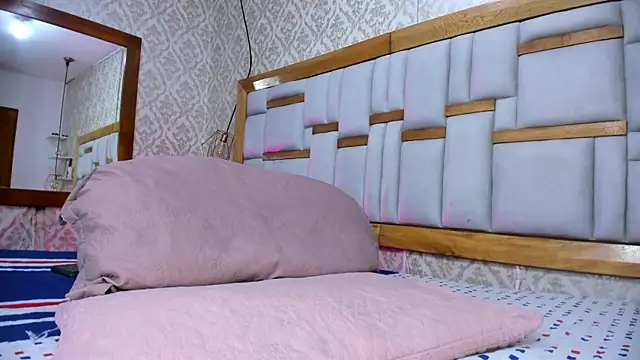 arl chloee online show from 15, 11, 2025