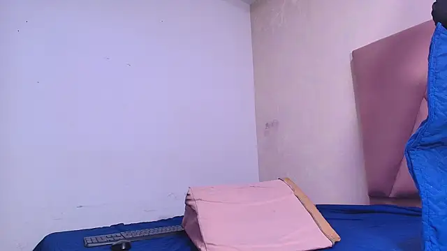 arl chloee online show from 18, 10, 2025