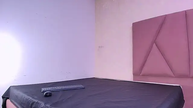 arl chloee online show from 10, 9, 2025