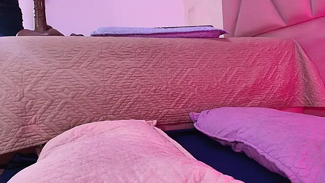 arl chloee online show from 9, 9, 2025