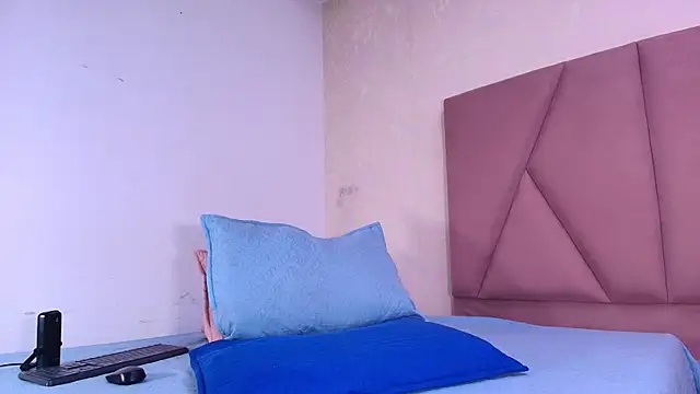 arl chloee online show from 13, 9, 2025