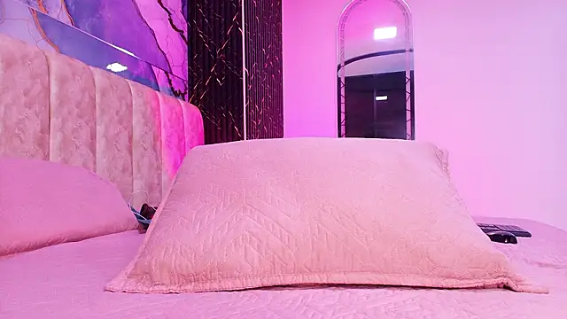 arl chloee online show from 23, 3, 2026