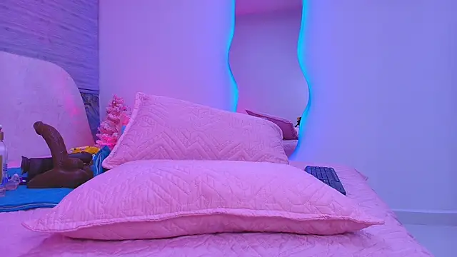 arl chloee online show from 25, 11, 2025