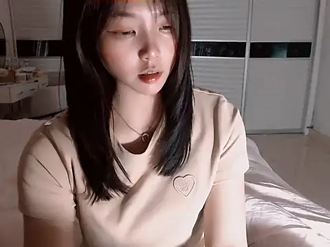 -Lucky Girl online show from 3, 3, 2026