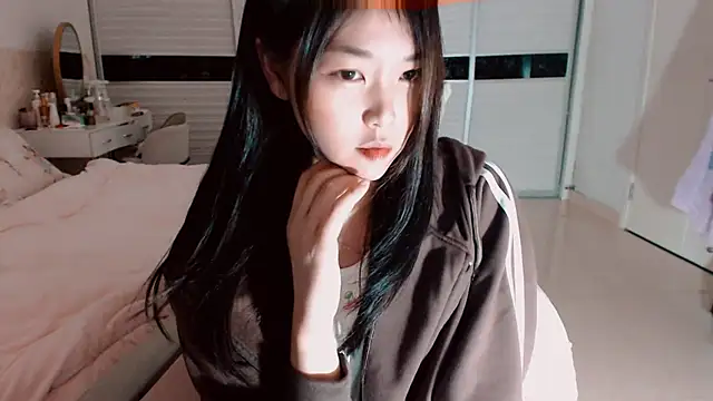 Snapshot of -Lucky_Girl chatting on 9, 2, 2026 -Lucky Girl online show from 9, 2, 2026